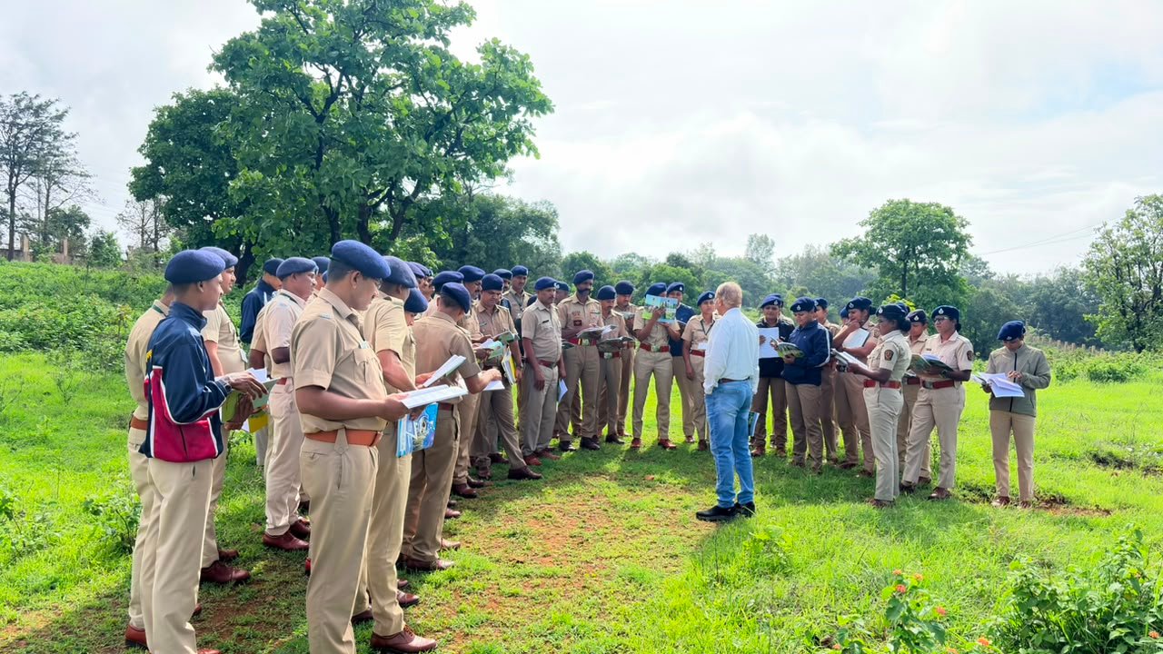 क्षेत्रीय अभ्यास दौरा प्रात्यक्षिक  वनसंवर्धनशास्त्र