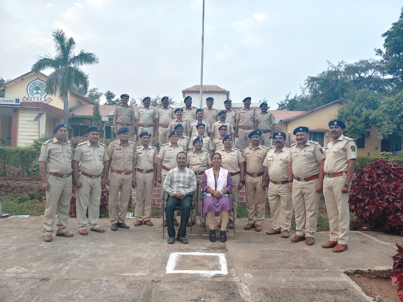 वनरक्षक /वनपाल यांचे अल्पमुदत प्रशिक्षण प्रमाणपत्र वितरण