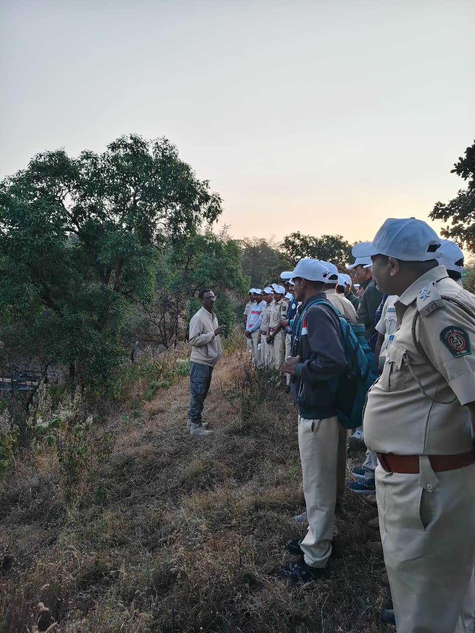 वनरक्षक /वनपाल यांचे अल्पमुदत प्रशिक्षण ट्रेंकिंग / क्षेत्रीय दौरा