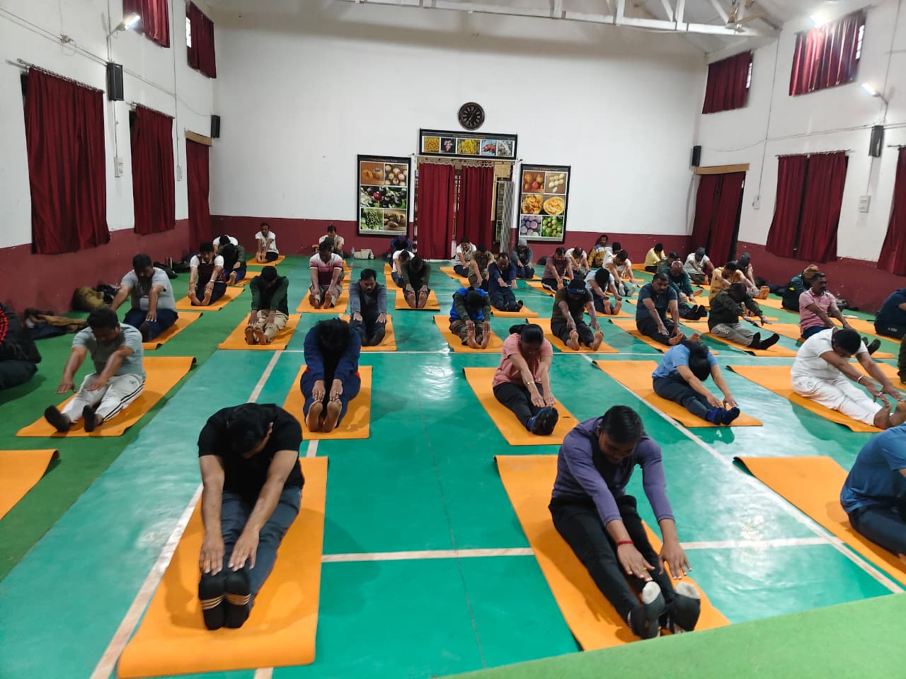 लेखापाल/लिपिक/वनपाल यांचे अल्पमुदत प्रशिक्षण योगा क्लास