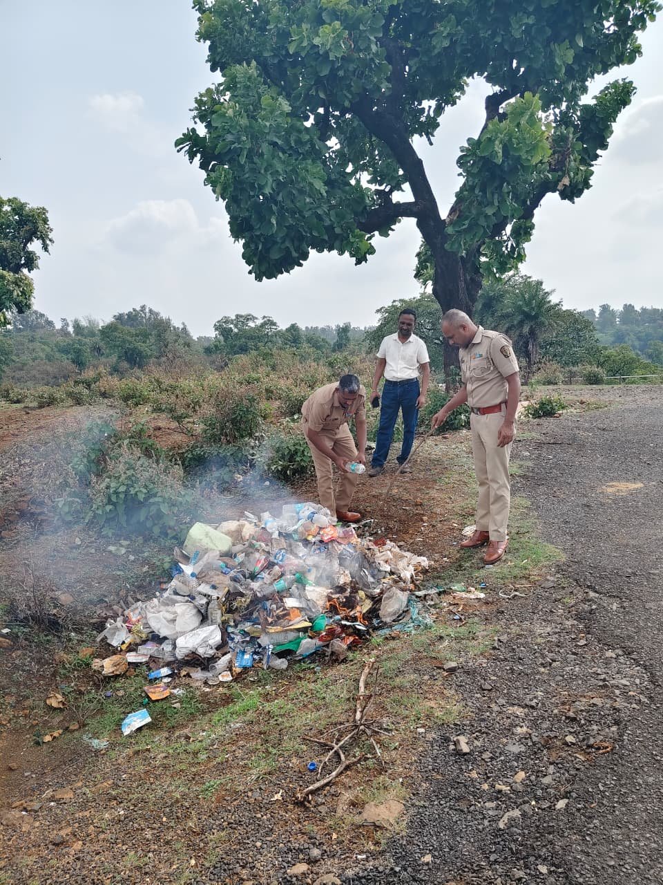 प्लास्टीक निर्मूलन कार्यक्रम