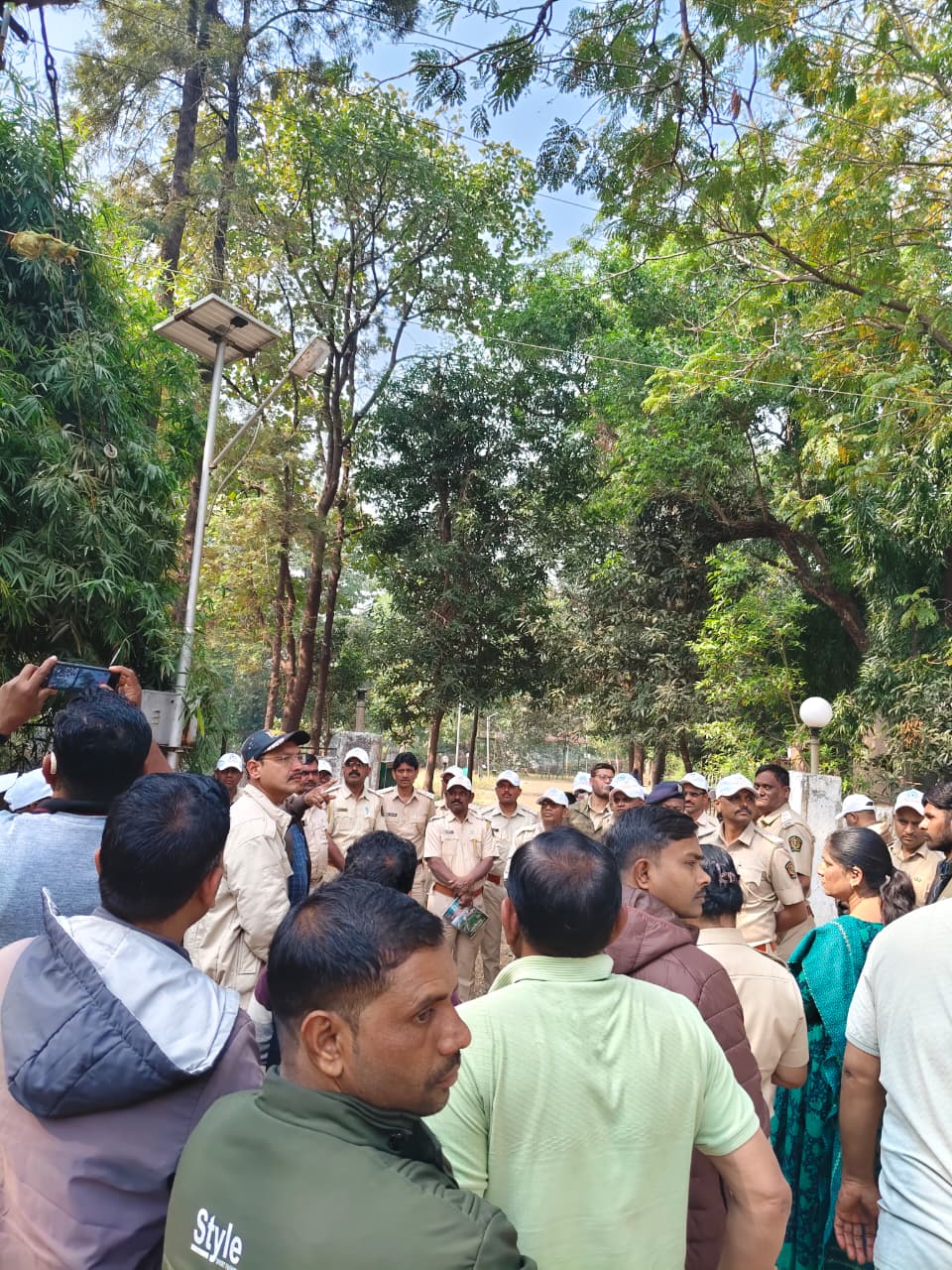 लेखापाल/लिपिक/वनपाल यांचे पायाभूत प्रशिक्षण क्षेत्रीय दौरा सेमाडोह-बोरी-हरिसाल