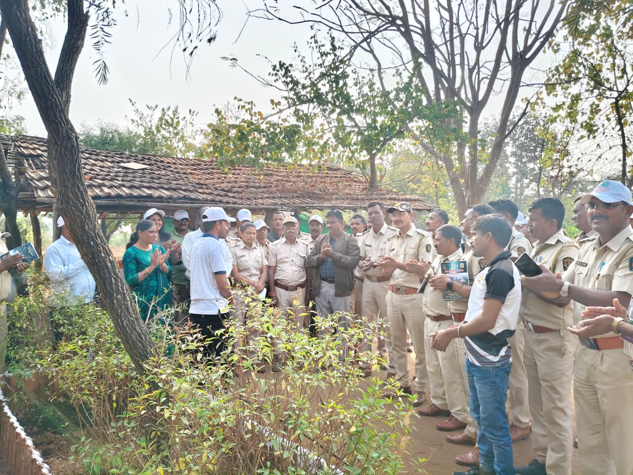 लेखापाल/लिपिक/वनपाल यांचे पायाभूत प्रशिक्षण क्षेत्रीय दौरा सेमाडोह-बोरी-हरिसाल