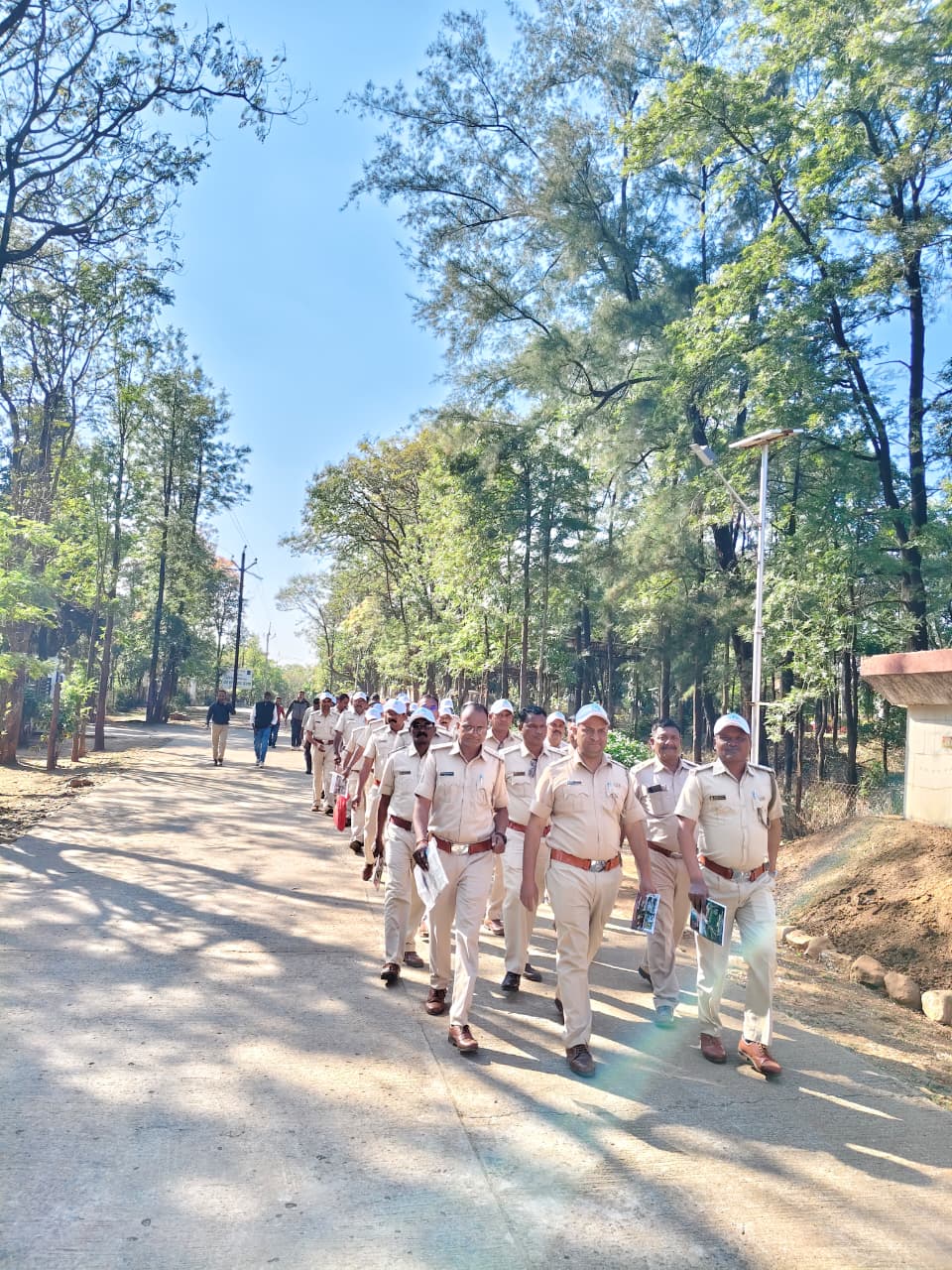 लेखापाल/लिपिक/वनपाल यांचे अल्पमुदत प्रशिक्षण क्षेत्रीय दौरा शासकीय उद्यान