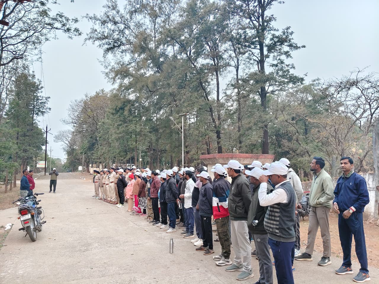 वनरक्षक /चतुर्थश्रेणी यांचे अल्पमुदत प्रशिक्षण ट्रेंकिंग / क्षेत्रीय दौरा