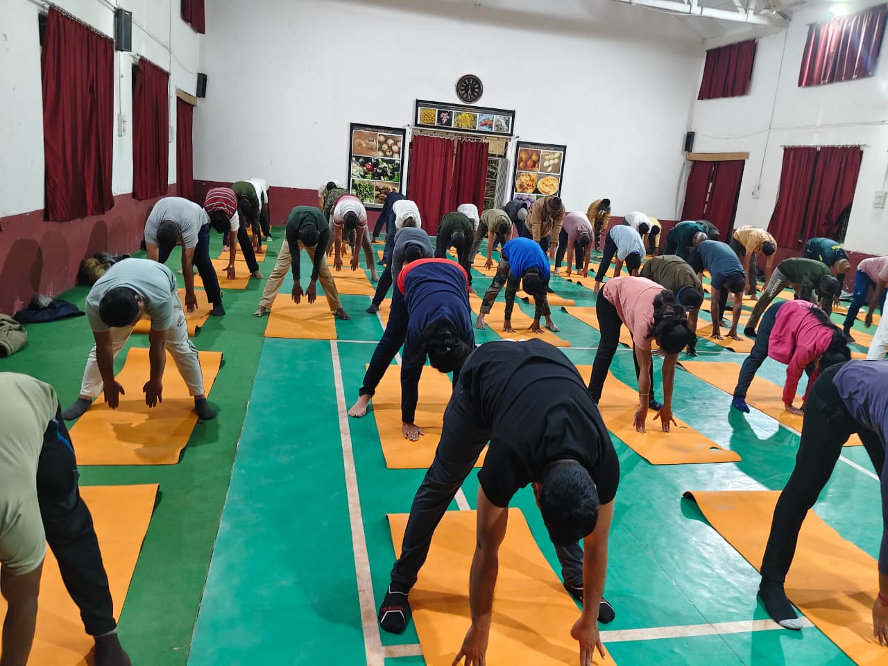 लेखापाल/लिपिक/वनपाल यांचे अल्पमुदत प्रशिक्षण योगा क्लास