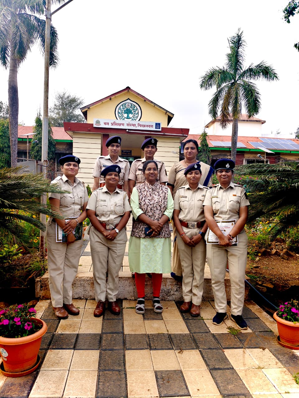 वनरक्षक /वनपाल यांचे अल्पमुदत प्रशिक्षण प्रमाणपत्र वितरण